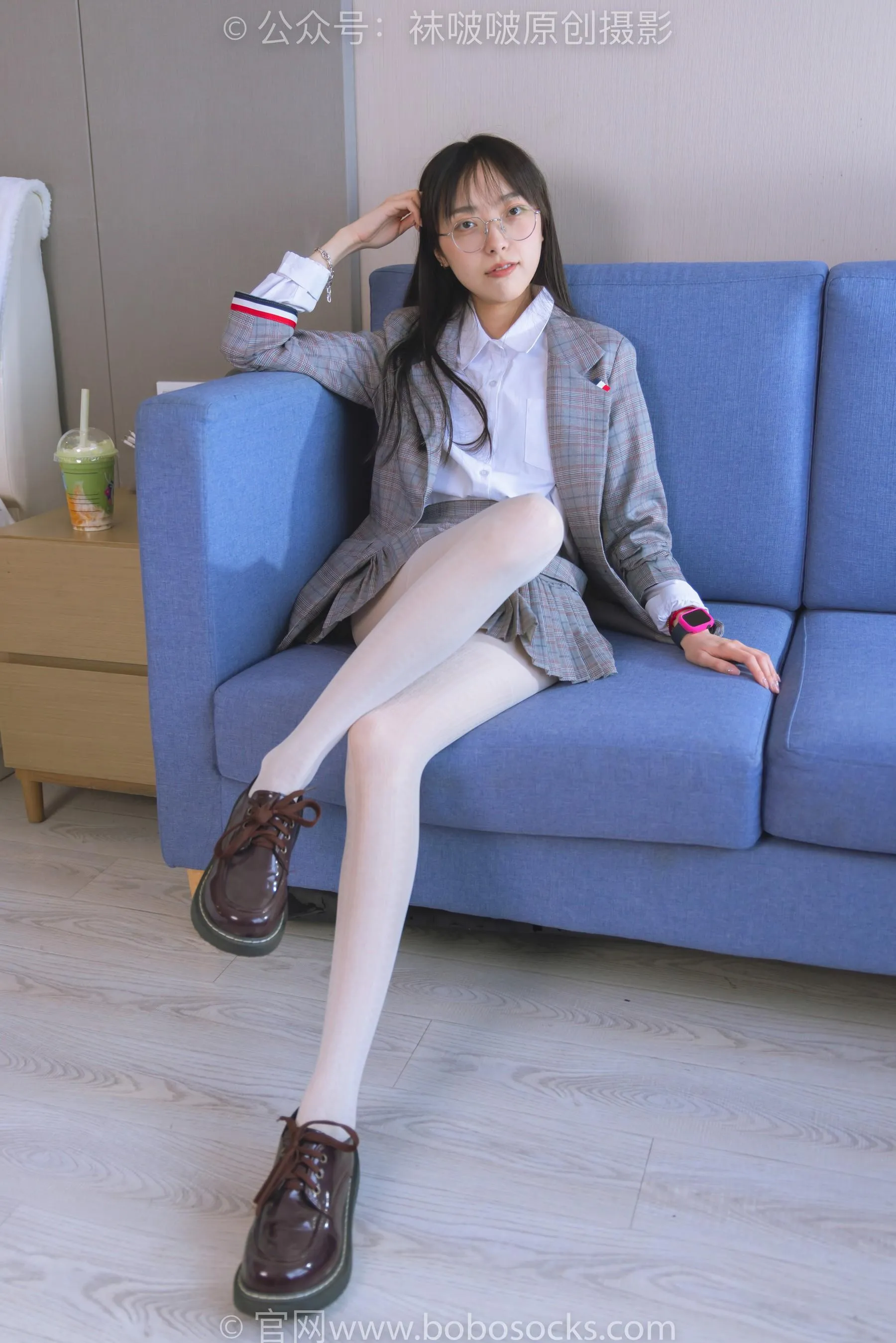 [BoBoSocks袜啵啵]NO.202 稚予-皮鞋、白色蕾丝丝袜、ol风 [87P]插图4
